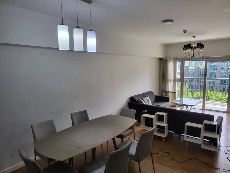 Luxury @ Bgc Sleeps 6 Comfortably Fast Wifi Pool! Apartment Manila Ngoại thất bức ảnh